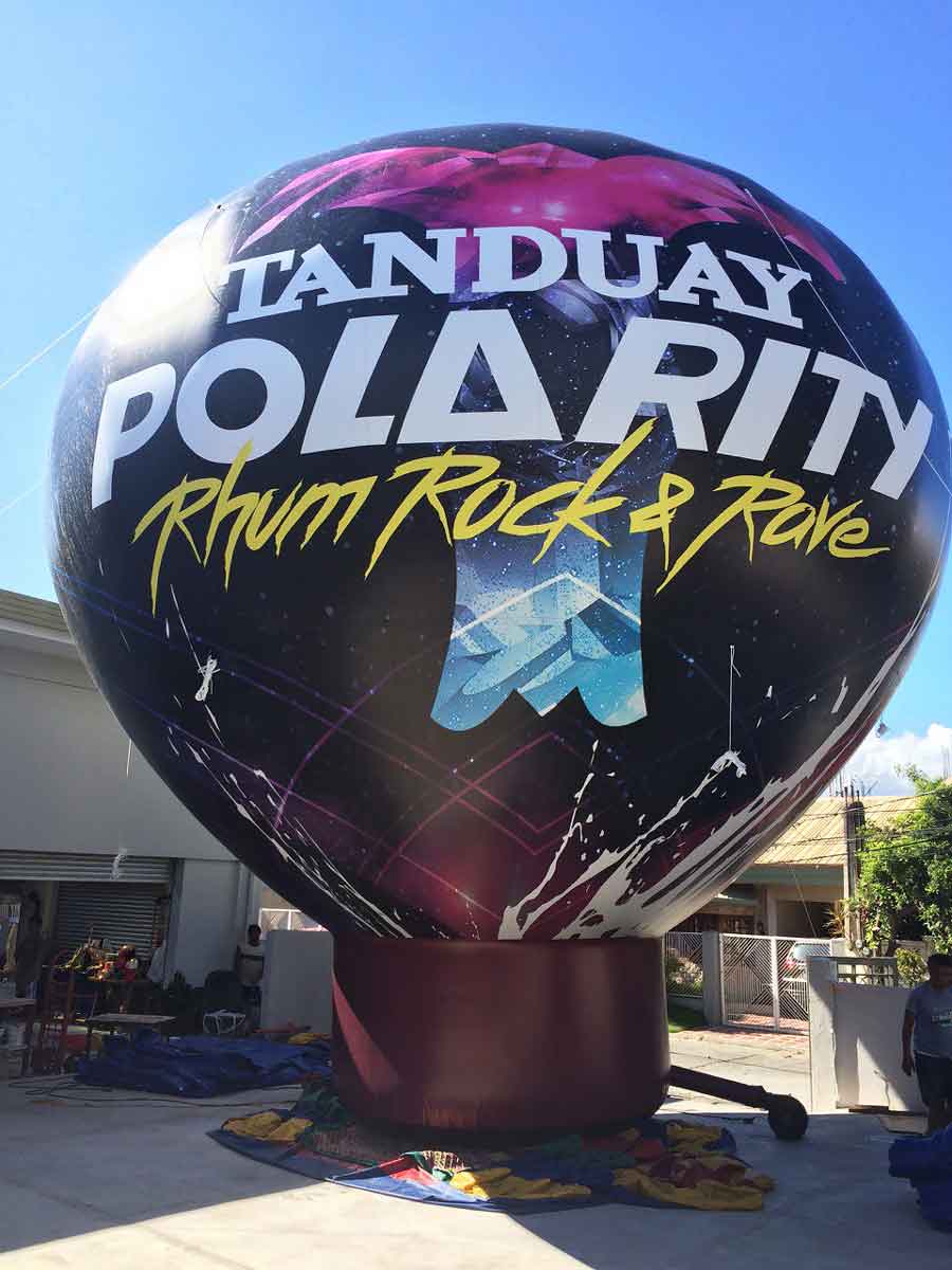 hot air balloons